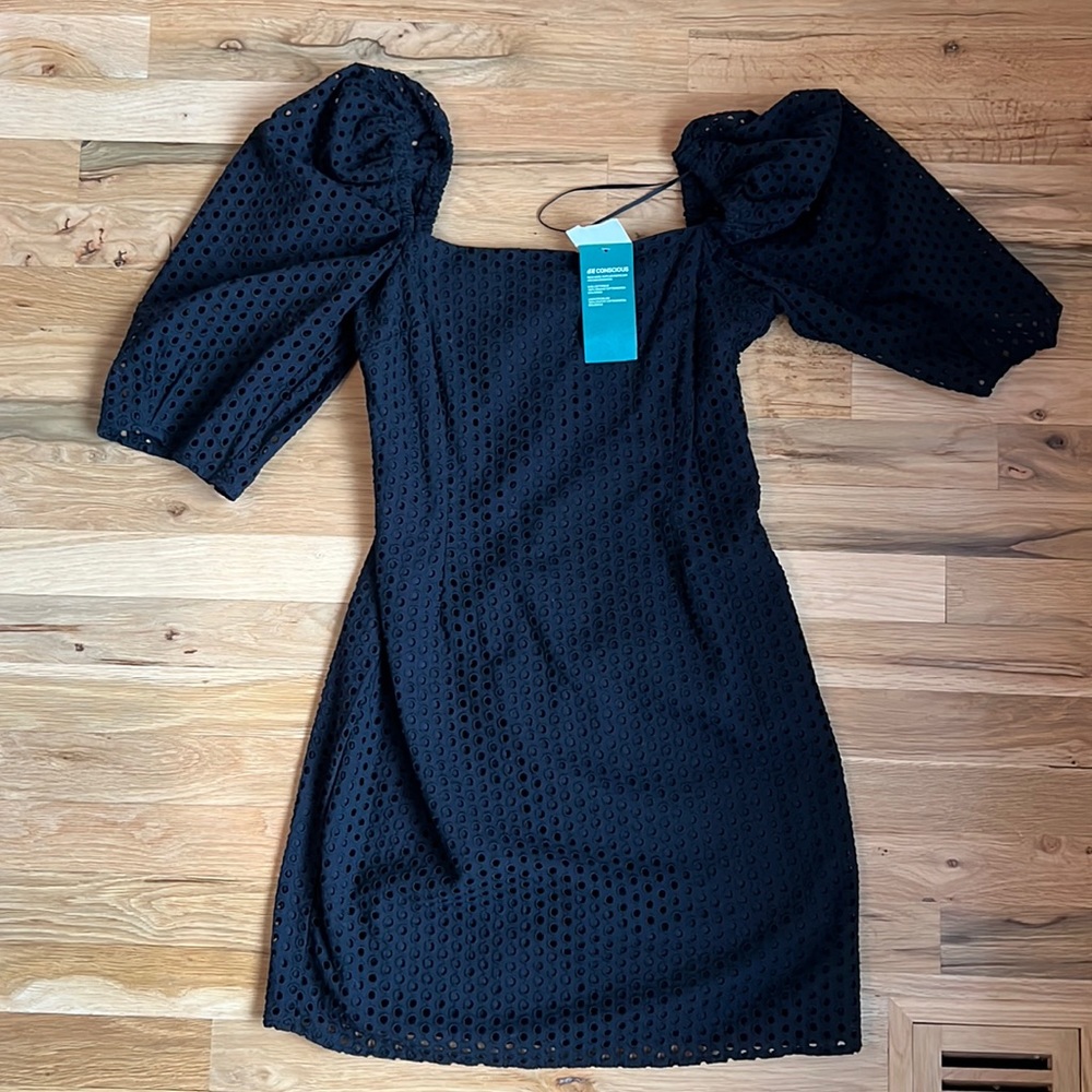 NWT H&M Eyelet dress